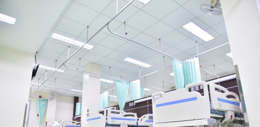 Cresce il gap con l’Europa: 5,8 milioni di italiani rinunciano alle cure. L’allarme sulla spesa sanitaria