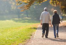 Camminare ogni giorno può rallentare il declino cognitivo