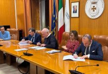 𝙁𝙞𝙧𝙢𝙖𝙩𝙤 𝙤𝙜𝙜𝙞 𝙞𝙡 𝙋𝙧𝙤𝙩𝙤𝙘𝙤𝙡𝙡𝙤 𝙙’𝙞𝙣𝙩𝙚𝙨𝙖 𝙩𝙧𝙖 𝙡𝙖 𝘾𝙖𝙢𝙚𝙧𝙖 𝙙𝙞 𝘾𝙤𝙢𝙢𝙚𝙧𝙘𝙞𝙤 𝙙𝙞 𝘾𝙤𝙨𝙚𝙣𝙯𝙖, 𝙡’𝘼𝙯𝙞𝙚𝙣𝙙𝙖 𝙎𝙖𝙣𝙞𝙩𝙖𝙧𝙞𝙖 𝙋𝙧𝙤𝙫𝙞𝙣𝙘𝙞𝙖𝙡𝙚 𝙙𝙞 𝘾𝙤𝙨𝙚𝙣𝙯𝙖 𝙚 𝙡’𝙊𝙧𝙙𝙞𝙣𝙚 𝙙𝙚𝙞 𝘽𝙞𝙤𝙡𝙤𝙜𝙞 𝙙𝙚𝙡𝙡𝙖 𝘾𝙖𝙡𝙖𝙗𝙧𝙞𝙖