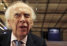 È morto James Watson, co-scopritore del Dna e premio Nobel: aveva 97 anni