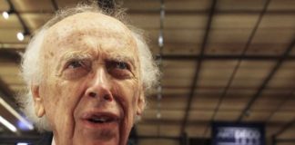 È morto James Watson, co-scopritore del Dna e premio Nobel: aveva 97 anni